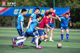 阿科尔·亚当斯谈马赛转会兴趣与塞维利亚合同